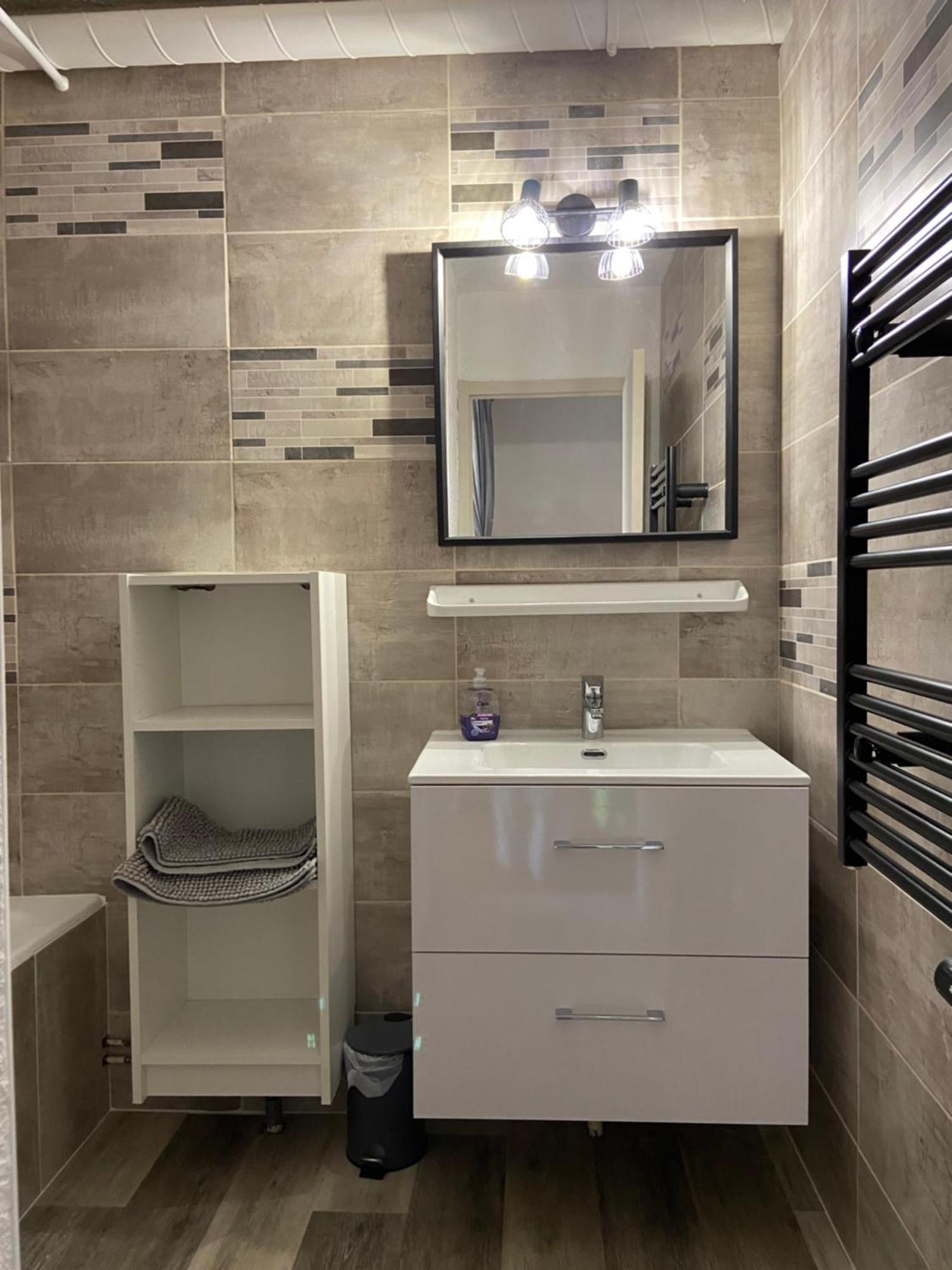 Appartement 50M2 Vue Imprenable Avec Garage Draps Et Serviettes Compris Villard-de-Lans Luaran gambar
